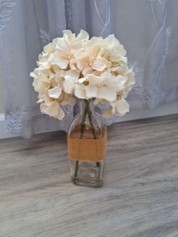 Flower Arrangement, Glass Vase, 11-12" Tall