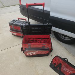 Milwaukee 24 Inch Rolling Tote The Attached Photos As Is