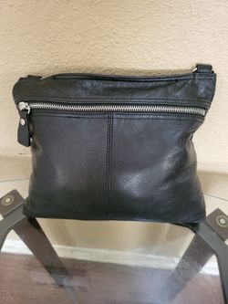 Margot Vintage Large Black Crossbody Leather Handbag. 