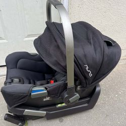 Nuna Infant Car Seat 