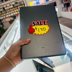 iPad 7th gen 32 gb WiFi
