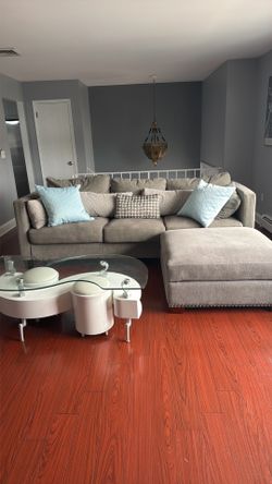 Sofá  n Coffee table