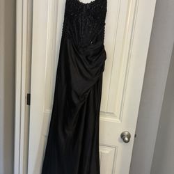 Black Sleeveless Long Formal Dress 