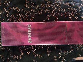 New Perfume by Avenue This is Paris Hilton Impression