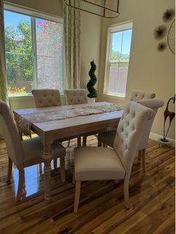 Dinning Table