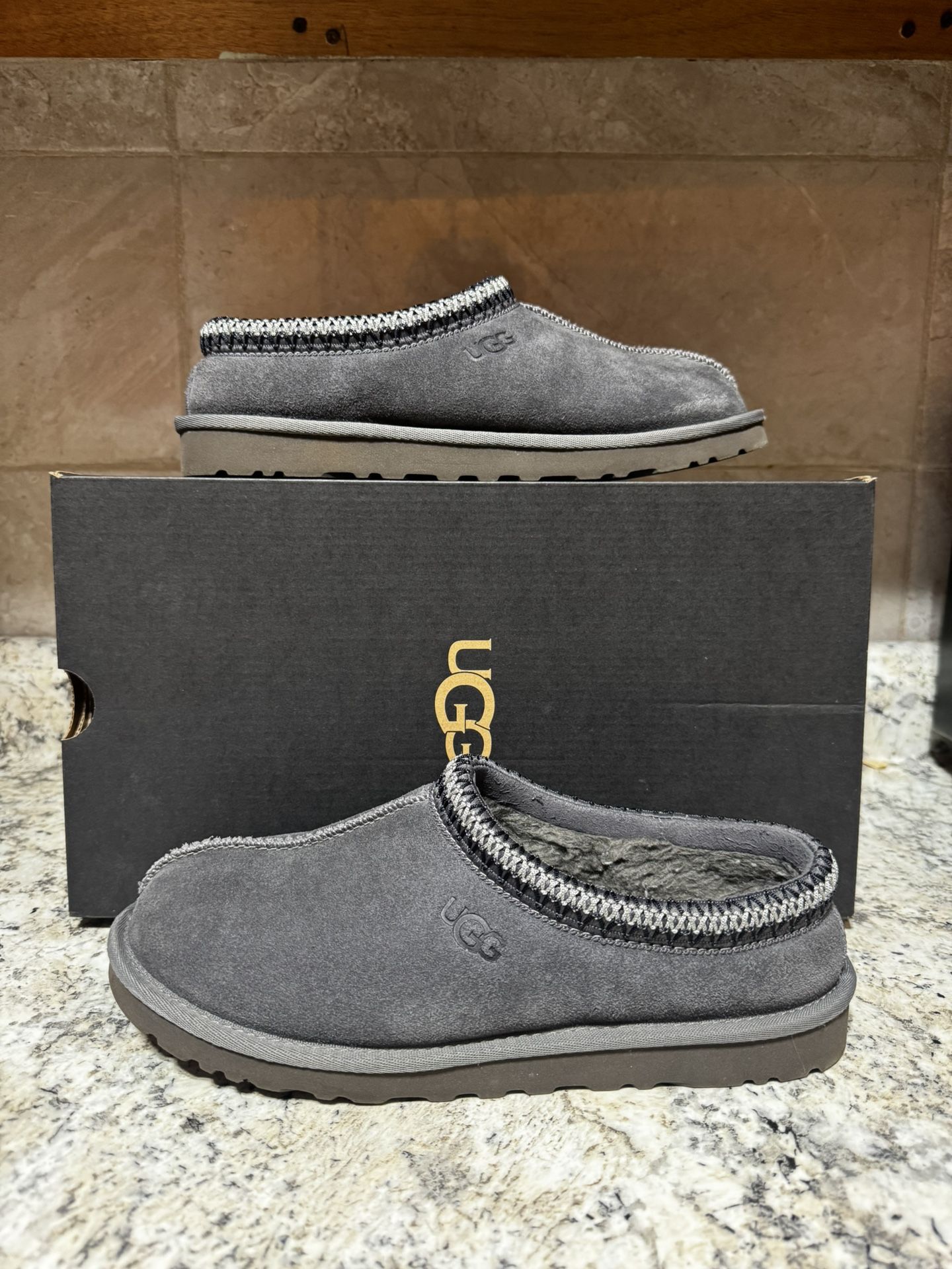 Tasman Slipper 'Dark Grey'