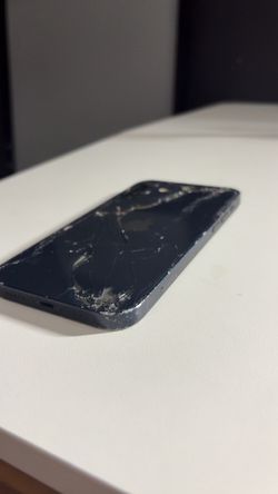 iPhone 12 blue