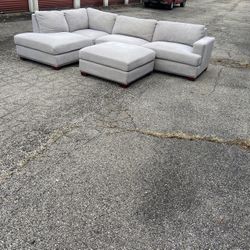 Nice Gray Sectional With Ottoman (free Delivery)
