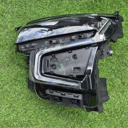 Tahoe/ Suburban Headlamp 2021 2022 2023 2024 Left Side OEM LED 