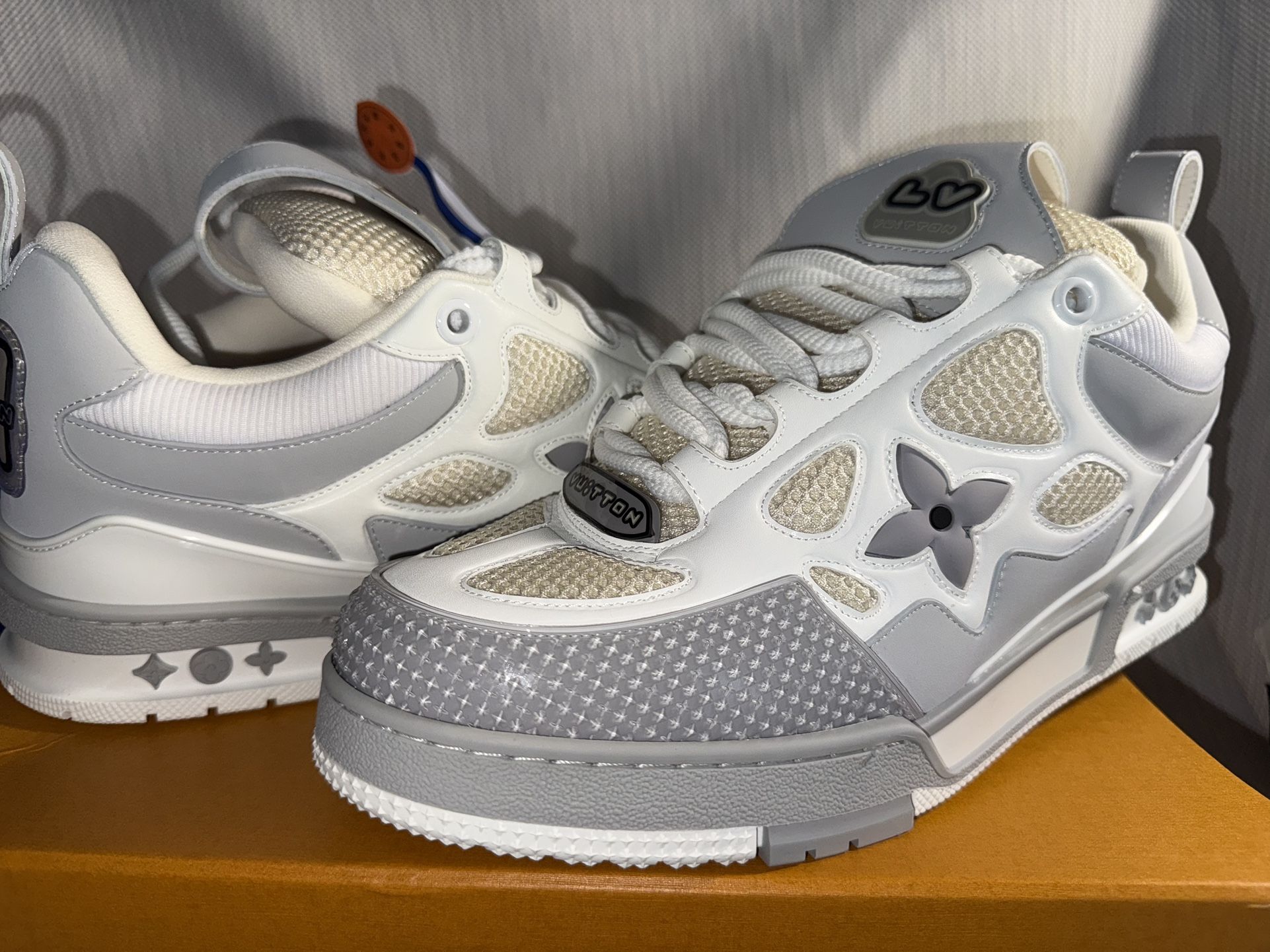 Lv Skate Grey