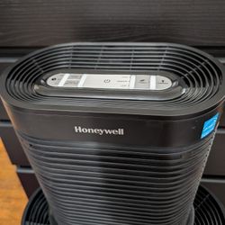 Air Purifier - Honeywell - $20