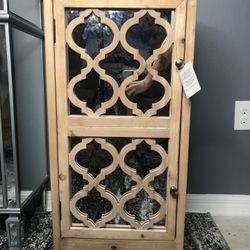 Beautiful Brand New Mirror Cabinet