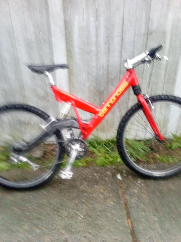 Is Canada Really Nice Mountain Bike 24 Speeds Full Of Suspension The Front Shop Built Into The Neck