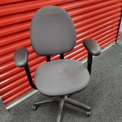 Adjustable Computer Chair