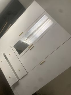 Led light dresser Cabinet w mirror