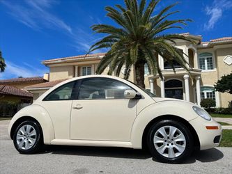 2008 Volkswagen New Beetle