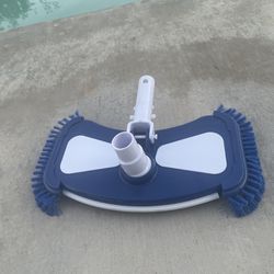 14" Blue and White Mainstay Swimming Pool Vacuum Head with Side Brushes
