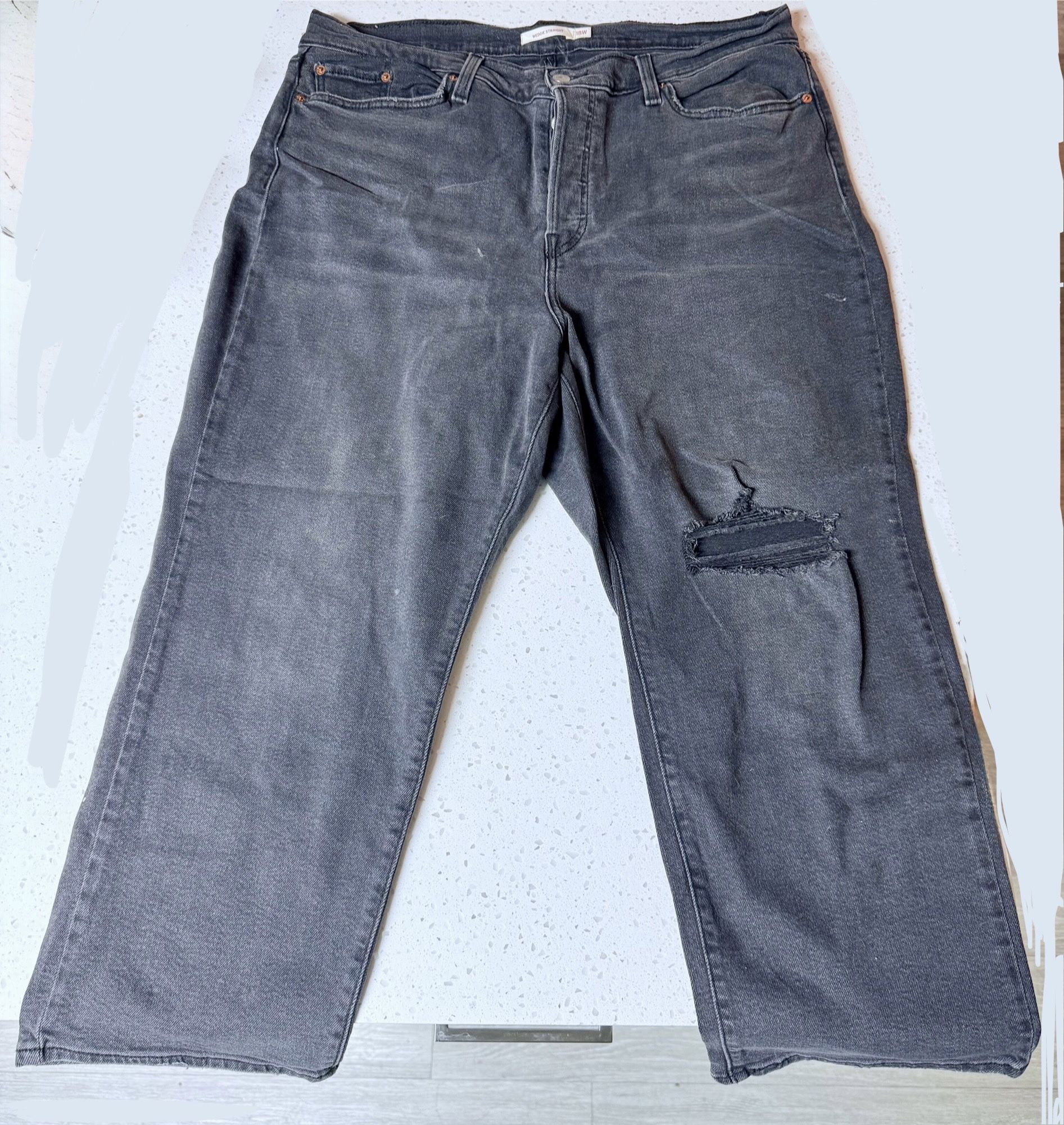 Women’s Levi’s Wedgie Straight Leg Jeans