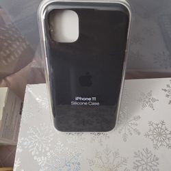 Genuine / Official Apple iPhone 11 Pro Silicone Case / Cover - Black - New $10