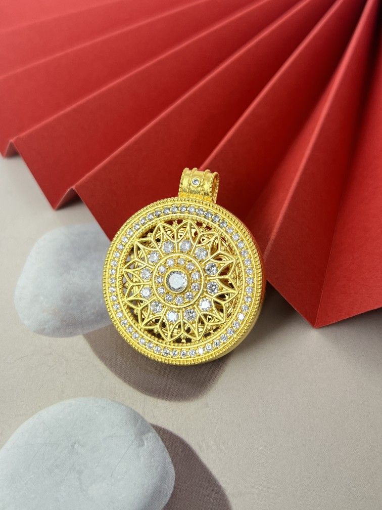 999 Gold Plated Diamond Studded Eight Treasures Compass Pendant-Durable＆Colorfast