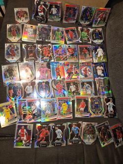 LOT of 50 ALL REFRACTORS Soccer Cards! FIFA WORLD CUP ⚽️