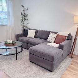 Like New Beautiful Sectional Couch 3pc. DELIVERY 🚚