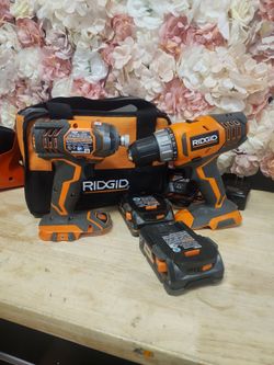 RIDGID
18V Cordless 2-Tool Combo Kit with Drill/Driver, Impact Driver, (2) 2.0 Ah Batteries, and Charger