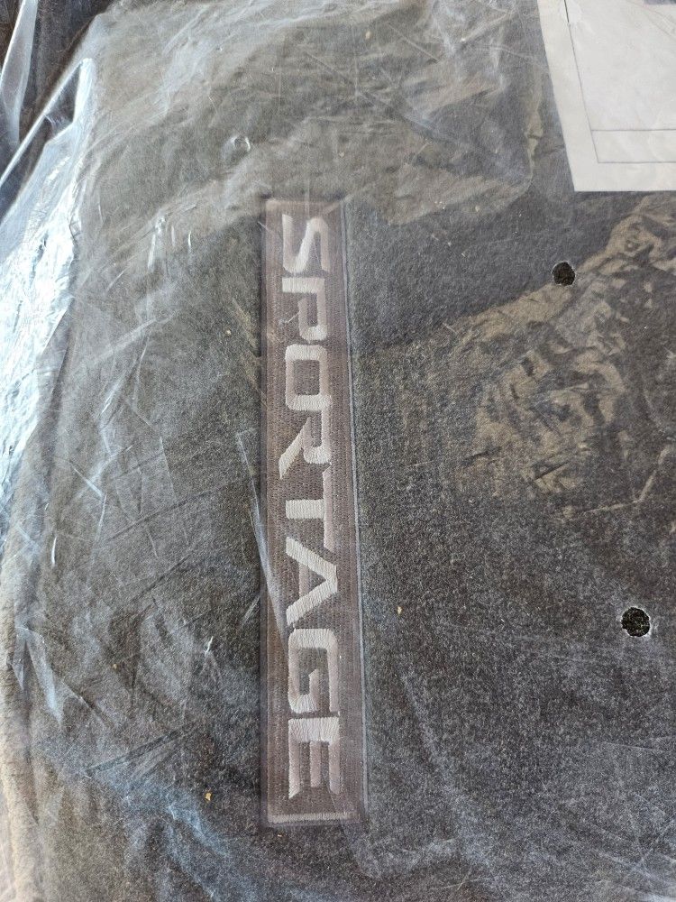 New Oem Kia Sportage Mats