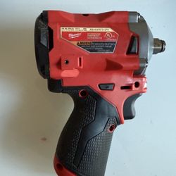 Milwaukee M12 Impact Wrench 1/2”