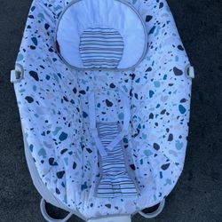 Fisher Price Glider/Rocker/Soother With Music