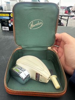 Vintage Norelco Rotary Electric Travel Shaver Razor w/ Original Zipper Case Mid Century