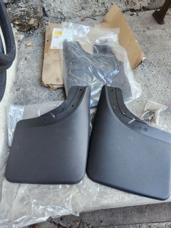 Chevrolet mud FLAPS
