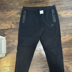 Nike Tech Woven Standard Fit Taper Leg Regular Length Size XXL