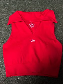 Alo Yoga Red Collared Crop Top Size M