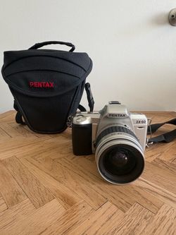 Vintage Pentax ZX-60 w/ co  aSMC Pentax-FA 28-90mm 3.5-5.6 Lens