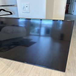 60 Samsung Flatscreen TV