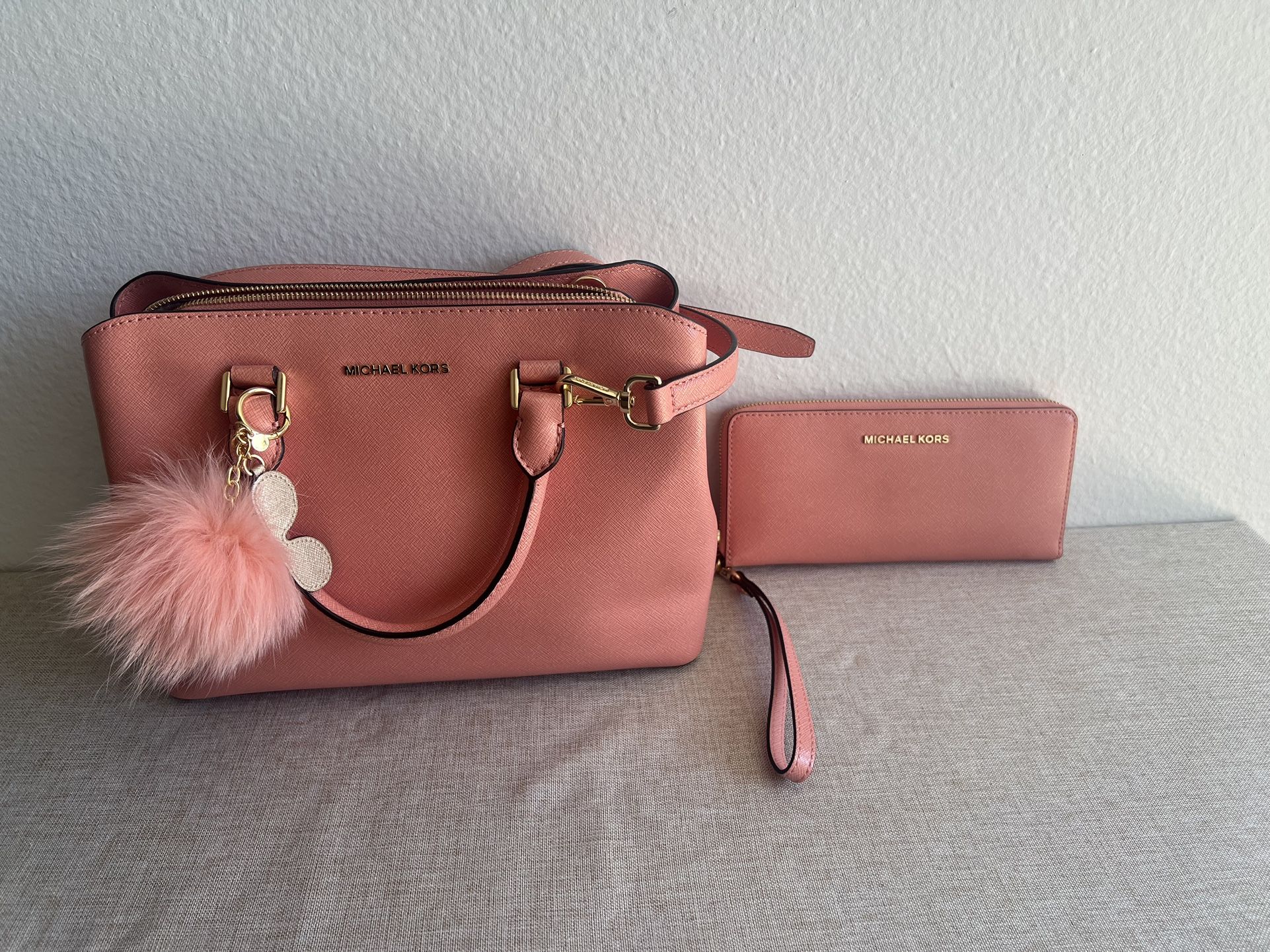Pink Michael Kors Purse And Wallet