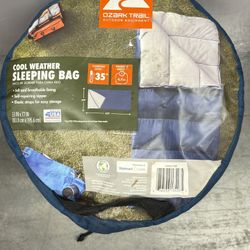 Ozark Trail Cool Weather Sleeping Bag 33”x77” – 4.7 lbs – Outdoor Camping Gear 