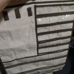 Roll Up Jewelry Hanger