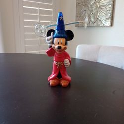 $6 For Disney Parks Exclusive Sorcerer Mickey Mouse Light-Up Spinner Chaser Toy. 