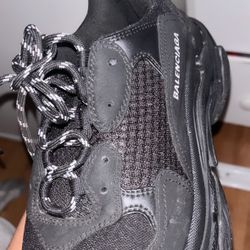 balenciagas’s tripple s