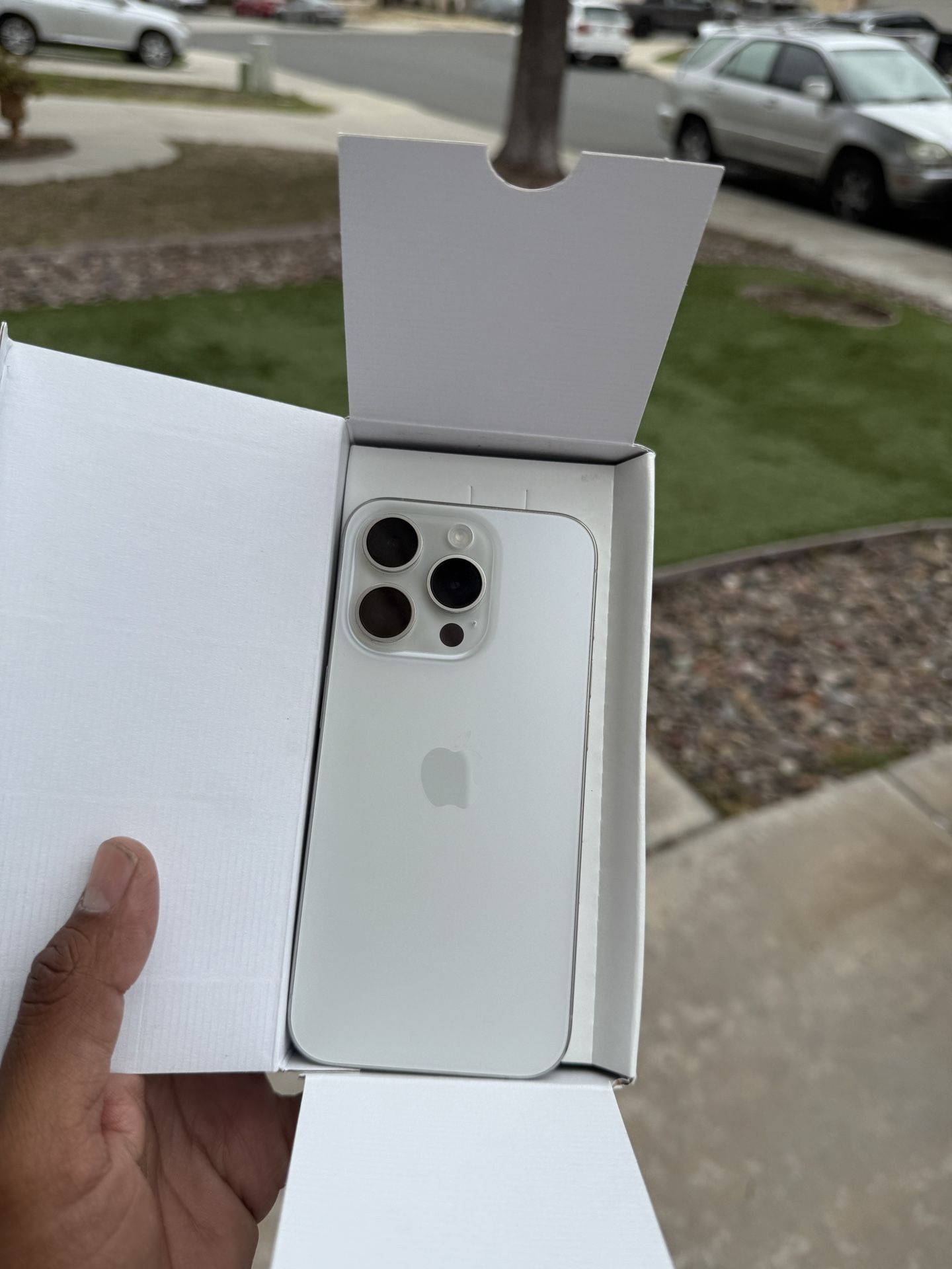 Iphone 15 Pro 128Gb Silver Att Or Cricket