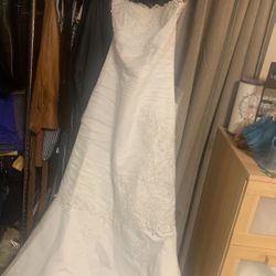 Inquired A Wedding Dress Size 6 Never Worn 