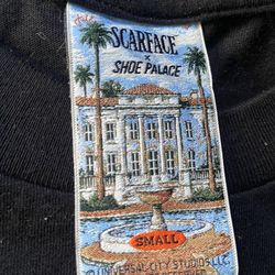 Scarface shirt size small