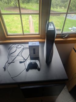 PlayStation 5 Standard Edition