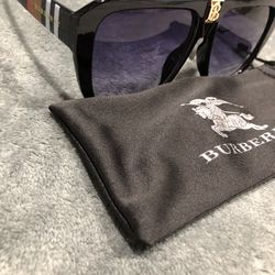 Black Sunglasses 