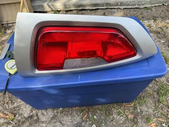 Kia rear Passenger Light 