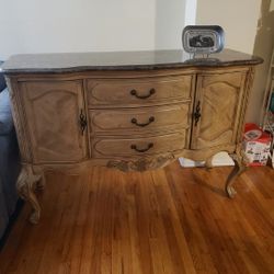 Sideboard Buffet/With Mirror 