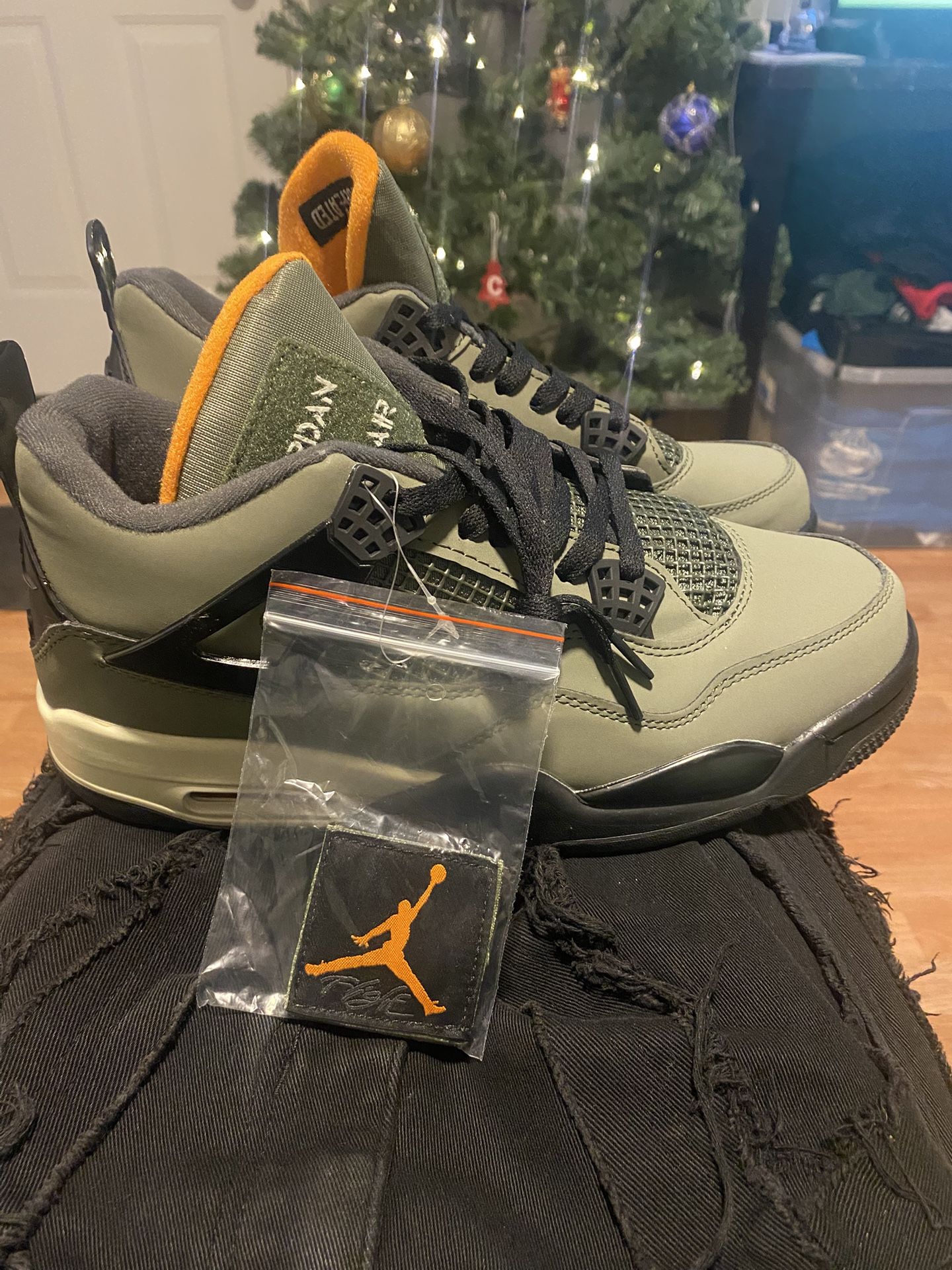 Undefeated X Air Jordan 4 Retro 