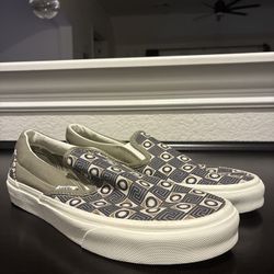 Vans Classic Slip-On "Geo Trek"